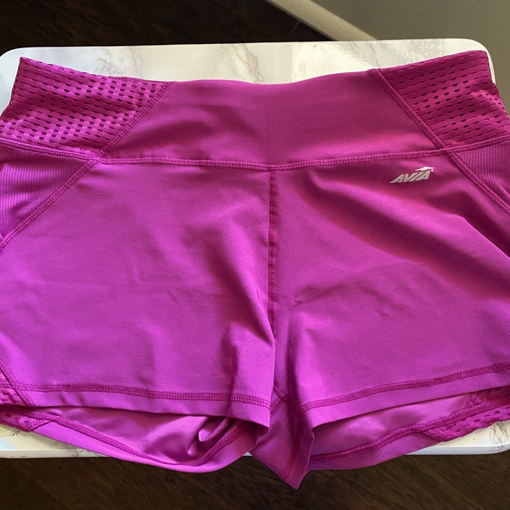 XL Pink/Magenta AVIA workout shorts
